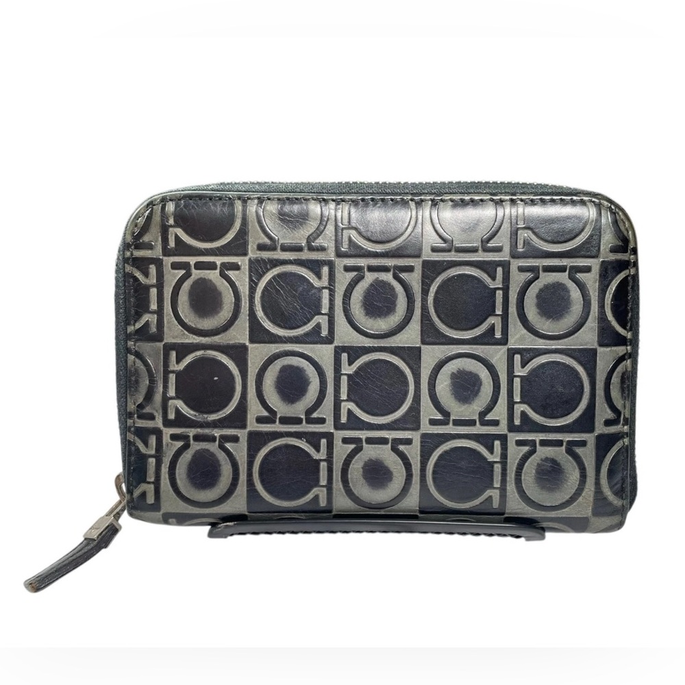 ⭐️Salvatore Ferragamo Black and Gray Wallet - Picture 10 of 11